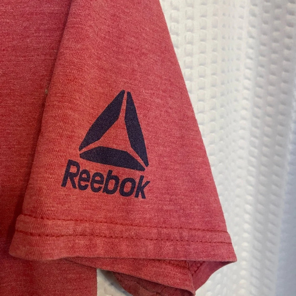 Reebok Red Skull Tee T-shirt Size Medium - Picture 2 of 8